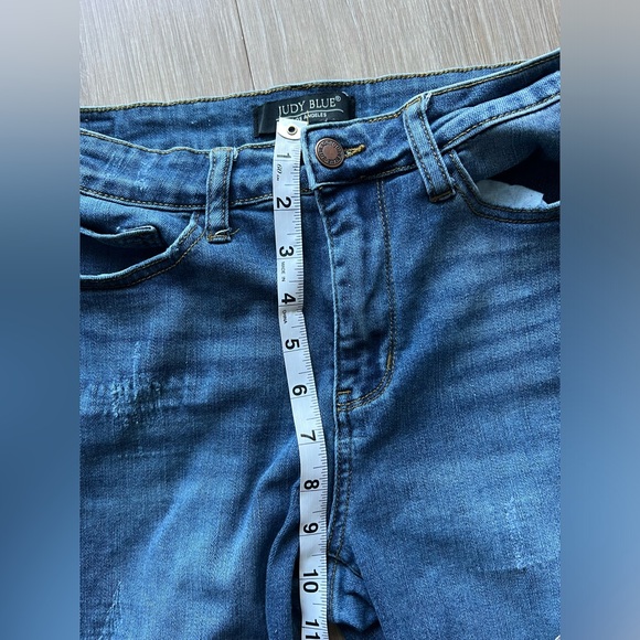 Judy Blue Relaxed Fit Jeans Size 30 Mid Rise Distressed - Picture 4 of 7